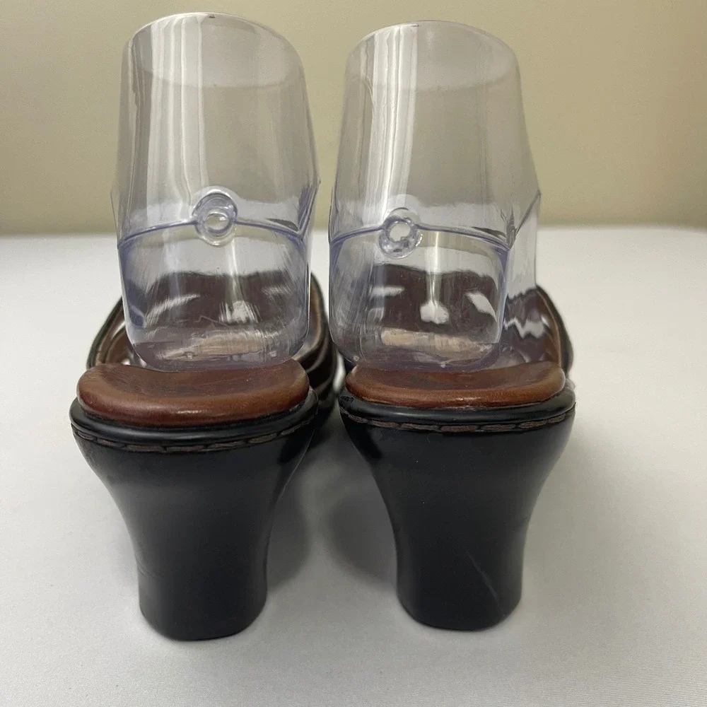 Sofft Womens Brown‎ Leather Strappy Wedge Sandals Slip On Comfort Size 7W